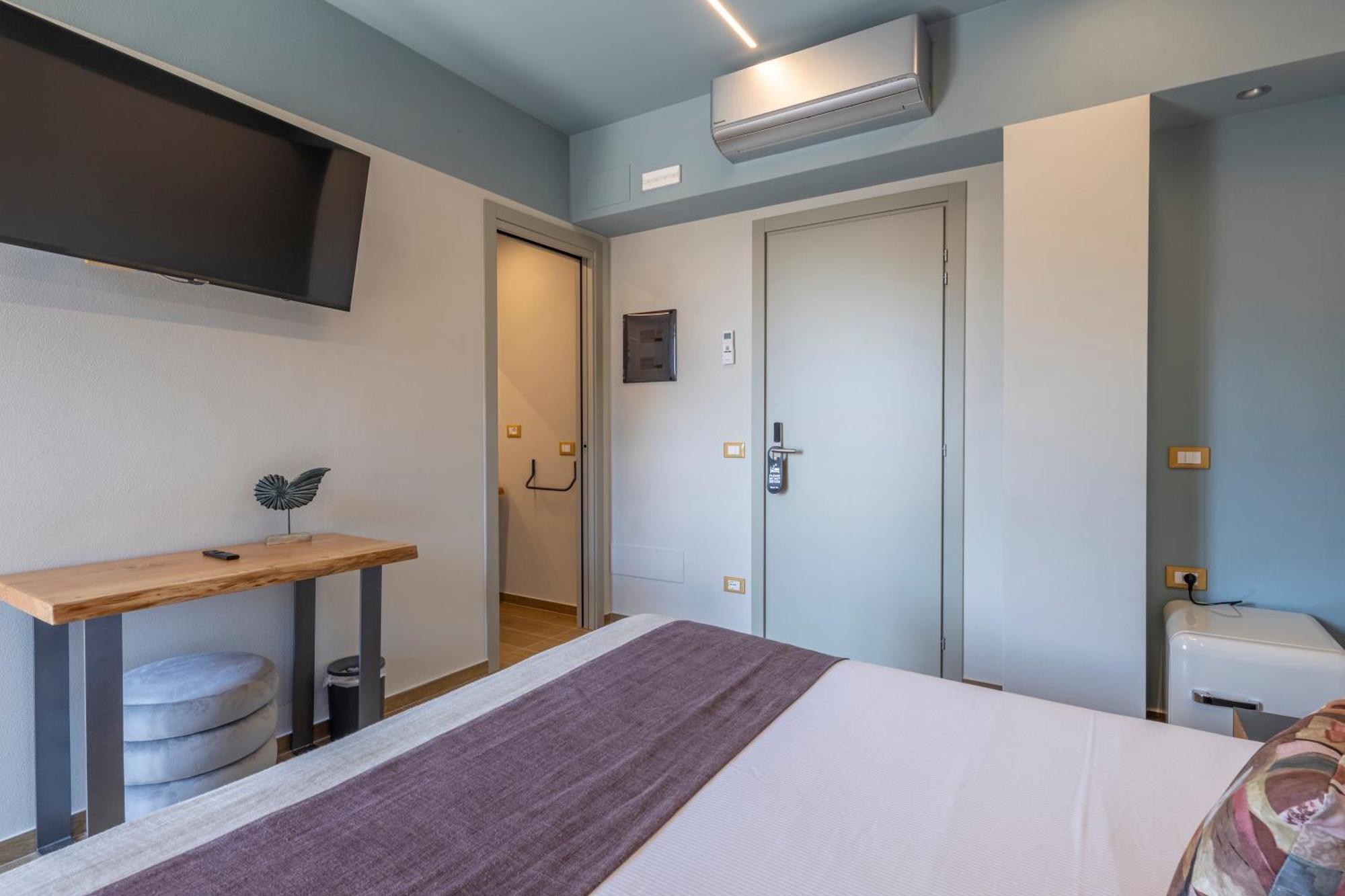 Luci Sul Mare -Boutique Rooms Фоллоніка Екстер'єр фото